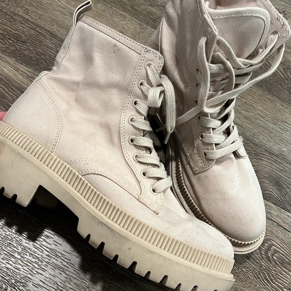 H&M chunky boot, Canvas material, Women’s size 6/7 - Picture 5 of 7